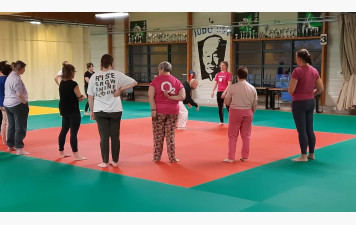 Mercredi 22 octobre rose 2025 Séance de Taïso- self défense pour la ligue contre le cancer